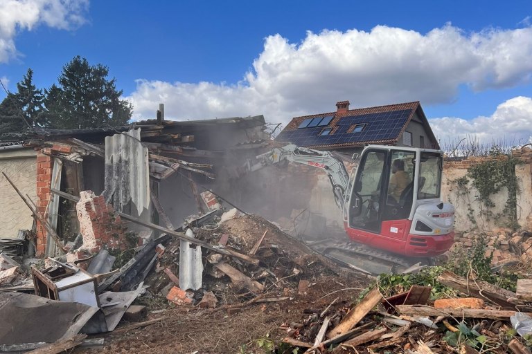 Demolice, bourací práce, odvoz suti - foto č. 7