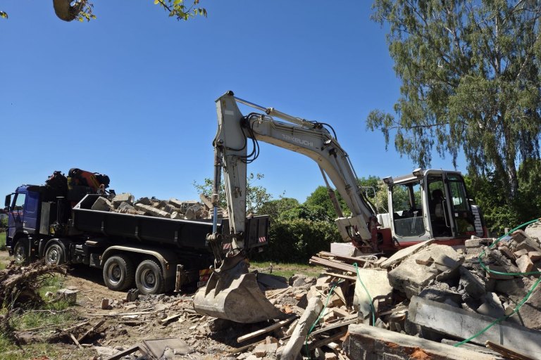 Demolice objektu a odvoz suti - foto č. 4
